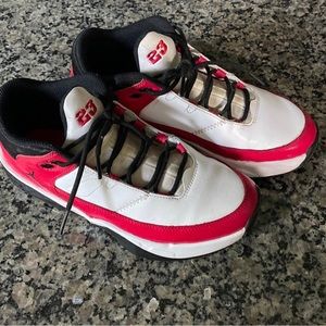 NIKE AIR JORDAN max aura 3  Youth 6 - white/ red